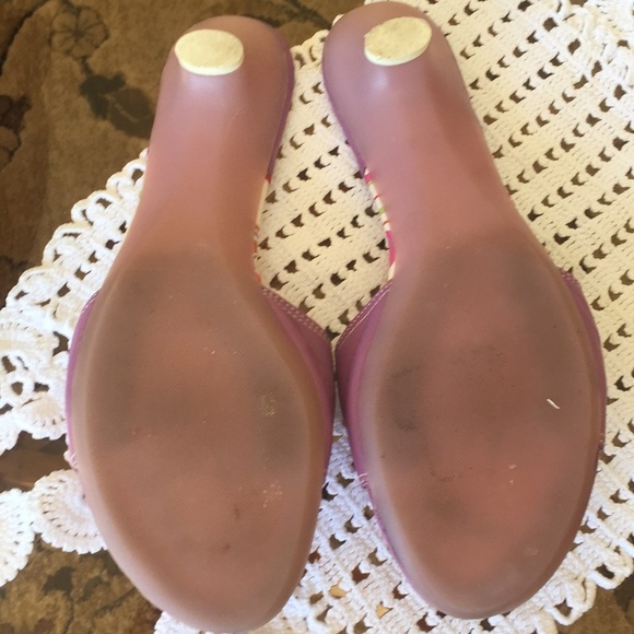 Avellini Lilac Purple Leather Button Kitten Heels, Sandals - Picture 4 of 5